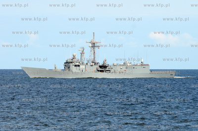 Fregata rakietowa typu Olivier Hazard Perry  ORP Gen....