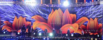 Gdynia - Skwer Kosciuszki. Rozpoczely sie proby przed...