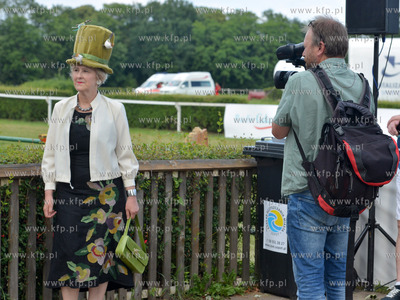 Konkurs Modowy na najlepszy kapelusz rozganizowany...