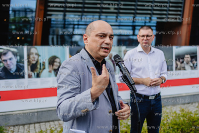 Gdańsk.  Marsz godności dla Białorusi.  Społeczna...