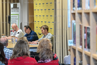 Miejska Biblioleta Sopocka - SOPOTEKA. Teatr Przy Stole:...