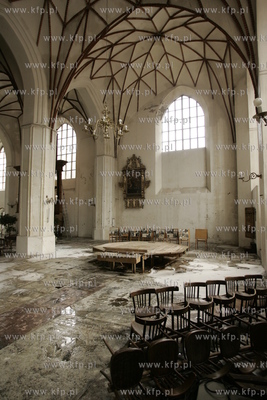 Kosciol sw. Katarzyny w Gdansku po pozarze.
23.05.2006
fot....