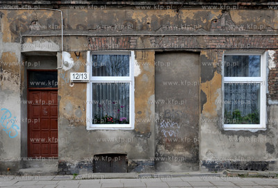 Gdansk.  Ul. Rybaki Gorne na wejscie do budyneku mozna...