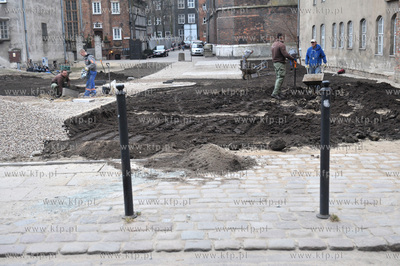 Prace przy budowie skweru na terenie Law Miesnych pomiedzy...