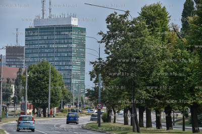 Aleja Zwycięstwa w Gdańsku, widok na Zieleniaka....