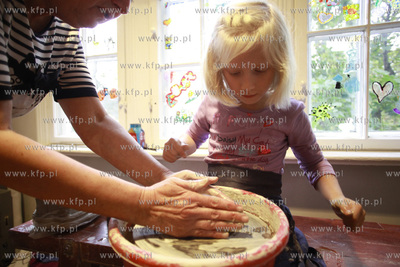 Sopot. Mlodzieżowy Dom Kultury. Zajęcia plastyczne...