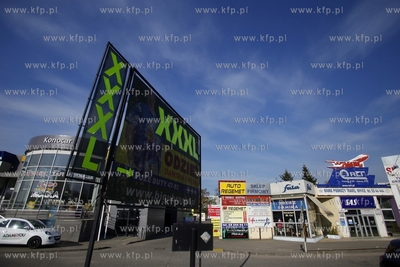 Reklamy firm handlowych, produkcyjnych i uslugowych...