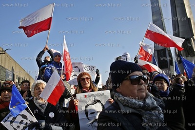 Gdańsk. Plac Solidarności. Wiec poparcia dla Lecha...