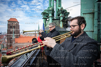 Z okazji Dnia Europy z Ratusza Głównego Miasta zabrzmiała...