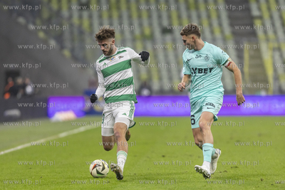 Lechia Gdańsk - Sląsk Wrocław. Nz. Kacper Sezonienko...