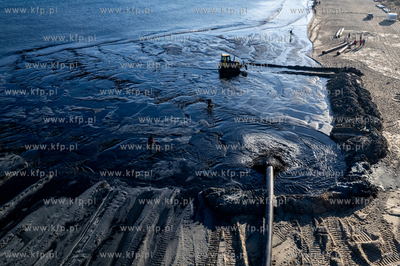 Refulacja plaży miejskiej w Sopocie, dzieki czemu...