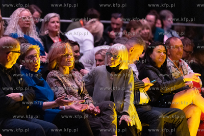 Pokaz mody i bursztynu AMBER Vibes podczas międzynarodowych...