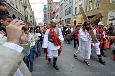 Wielki Piatek. Misterium Meki Panskiej na ulicach Gdanska...