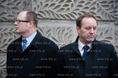 Gdansk. Konferencja prasowa i przeciecie wstegi przez...