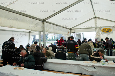 Gdansk. Targ Weglowy. Wielka Sobota. Sniadanie wielkanocne...