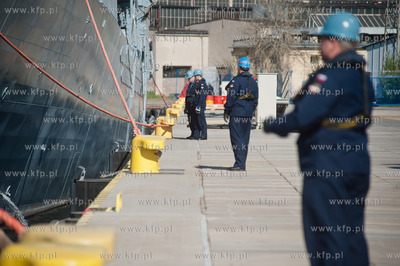 Gdynia. Oksywie. Port Marynarki Wojennej. Fregata rakietowa...