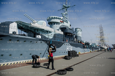 Gdynia. Morderczy trening przygotowujacy do zawodow...