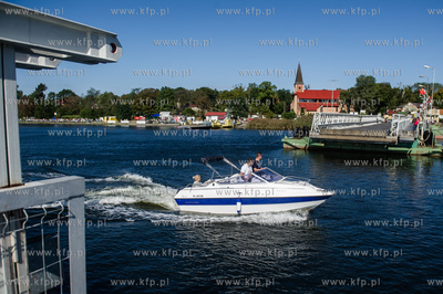 Gdańsk. Wyspa Sobieszewska. Uroczystość wbicia pierwszej...