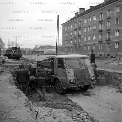 Remont drogi.
03.1969
0001864z_marzec1969
Fot. Zbigniew...