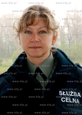 Gdynscy celnicy udaremnili przemyt 8 mln. papierosow...