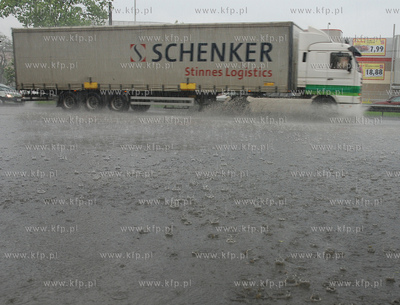 Ulewa nad Gdynia
22.05.2007
fot. Andrzej J. Gojke...