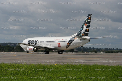Gdansk , Rebiechowo Nz. Boeing 737-4Q8 Sky Airlines
06.09.2006
Sebastian...