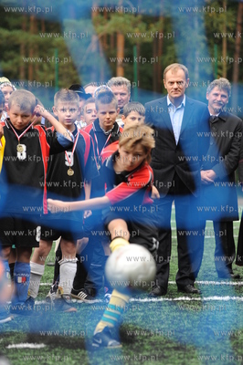 Garczyn kolo Koscierzyny. Otwarcie kolejnego boiska...