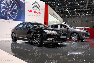 Targi motoryzacyjne w Genewie. Nz. Citroen C5
03.03.2010
fot....