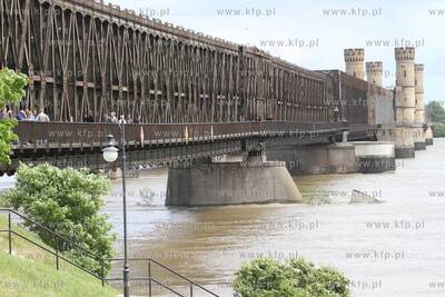 Ok. godz. 11 do Tczewa dotarla fala kulminacyjna. Poziom...