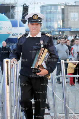 Andrzej Mendygral - kapitan zaglowca STS Fryderyk Chopin...