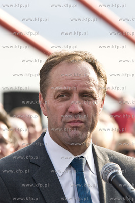 Otwarcie mostu w Kwidzynie. Nz. Marszalek Mieczyslaw...