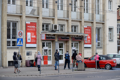 Ulice Gdyni w czasie epidemii koronawirusa COVID-19....