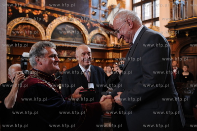 Gdansk, Dwor Artusa. Po raz kolejny wreczono medale...