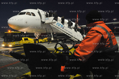 Pierwszy dzien funkcjonowania nowego terminalu T2 gdańskiego...