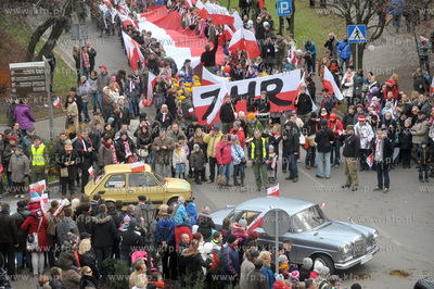 Gdanska Parada Niepodleglosci na ul. Podwale Staromiejskie....
