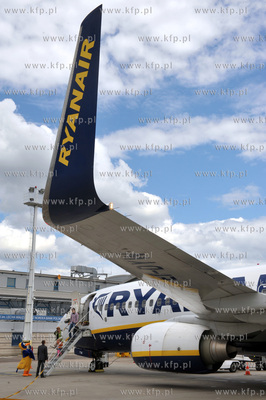 Gdansk lotnisko Rebiechowo. Inauguracja krajowych polaczen...