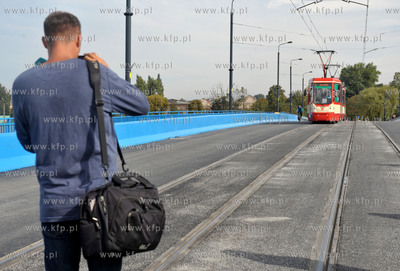 Gdansk. Otwarcie Mostu Siennickiego dla ruchu samochodowego....