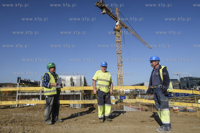 Uroczyste wmurowanie aktu erekcyjnego pod nowy budynek...