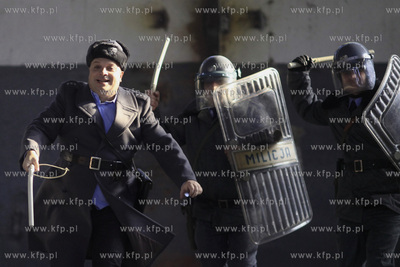 Stocznia Gdańsk. Zespol Big Cyc realizuje teledysk...