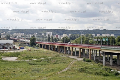 Gdynia. Estakada Kwiatkowskiego.

28.06.2013
fot....