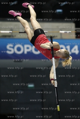 Trening skoczkini o tyczce Anny Rogowskiej, przed rozpoczynajcymi...