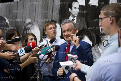 Gdańsk. 37. Rocznica Porozumień Sierpniowych. Konferencja...