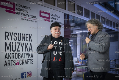 Centrum Handlowe Manhattan. Promocja albumu Fot. Kosycarz...