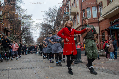 Sopot. Święto Niepodległości. Parada rowerzystów,...
