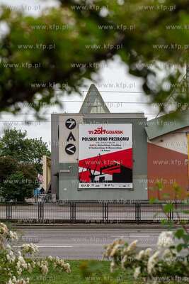 Gdańsk, Klub Żak. Reklama przeglądu filmowego zatytułowanego...