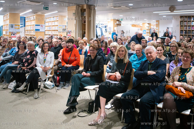 Sopoteka. Urodziny Biblioteki: spotkanie autorskie...