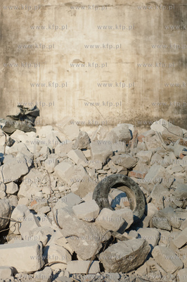 Gdansk Wrzeszcz. Rozbiorka hali sportowej oraz budynku...