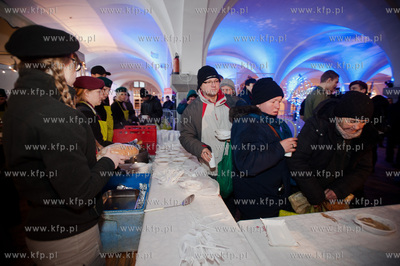 Gdansk. Wielka Zbrojownia. XVIII Wigilia dla ubogich,...