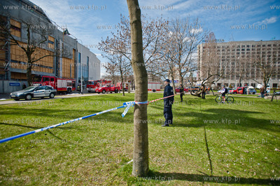 Pozar dachu Teatru Muzycznego w Gdyni . W akacji gasniczej...