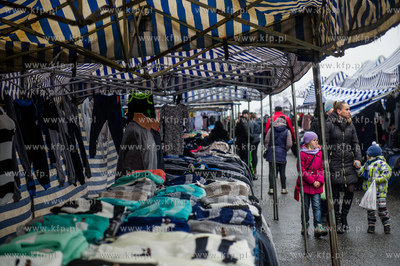 Gielda samochodowa w Pruszczu Gdanskim. Jedno z
najwiekszych...